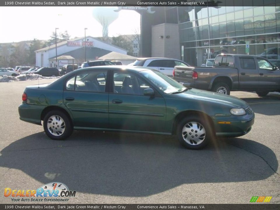 1998 Chevrolet Malibu Sedan Dark Jade Green Metallic / Medum Gray Photo #2