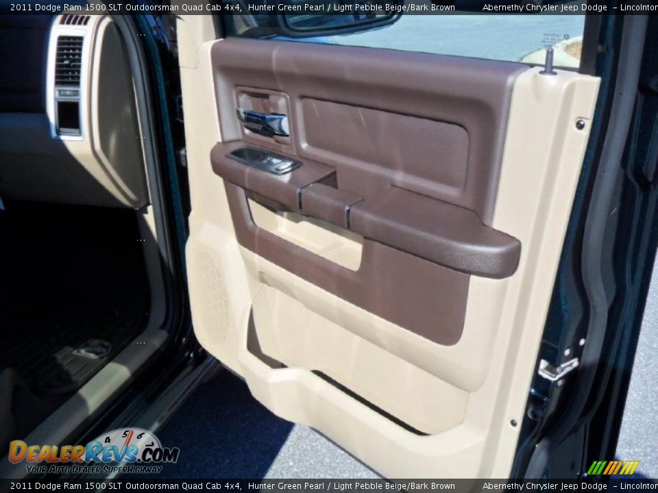 Door Panel of 2011 Dodge Ram 1500 SLT Outdoorsman Quad Cab 4x4 Photo #21