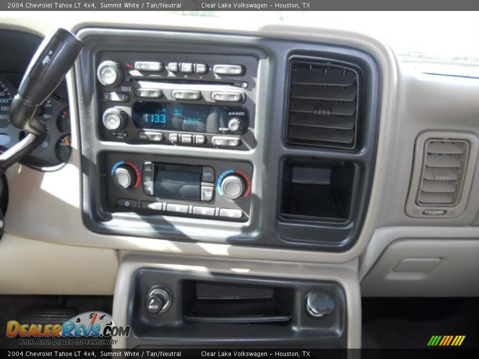 2004 Chevrolet Tahoe LT 4x4 Summit White / Tan/Neutral Photo #22