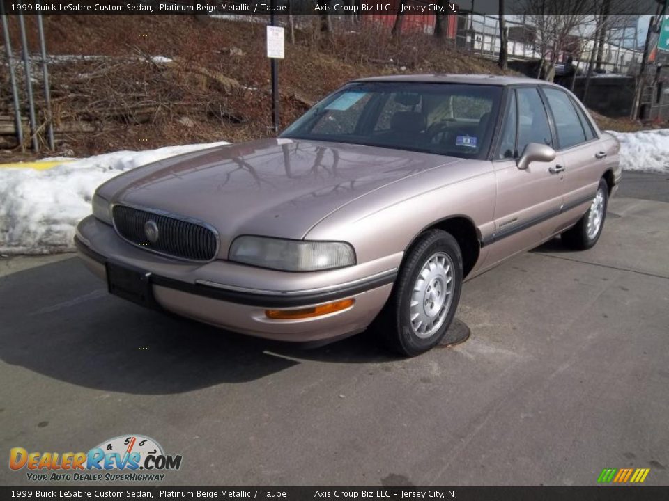 Front 3/4 View of 1999 Buick LeSabre Custom Sedan Photo #2
