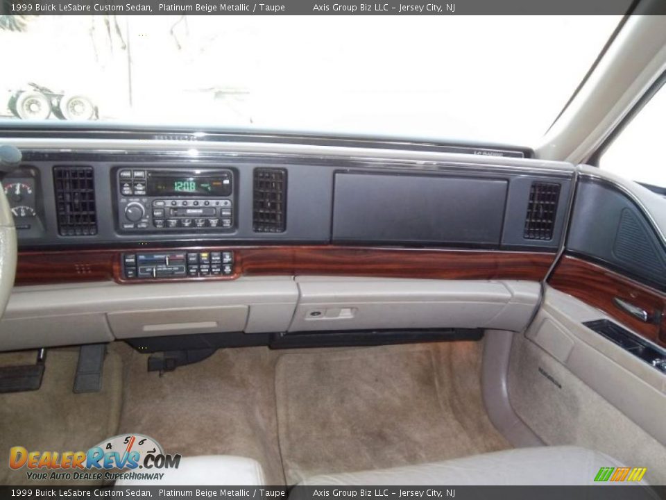 1999 Buick LeSabre Custom Sedan Platinum Beige Metallic / Taupe Photo #17