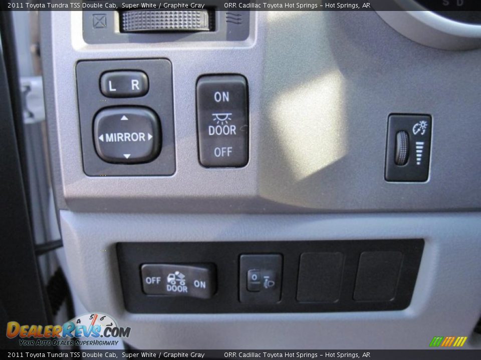 Controls of 2011 Toyota Tundra TSS Double Cab Photo #13