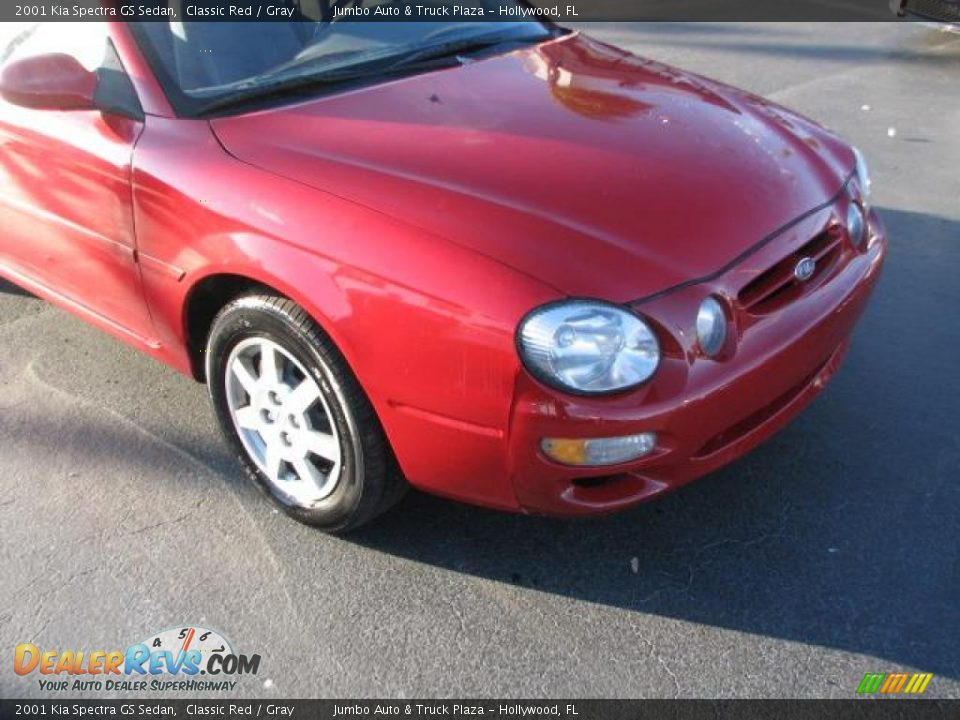 2001 Kia Spectra GS Sedan Classic Red / Gray Photo #2
