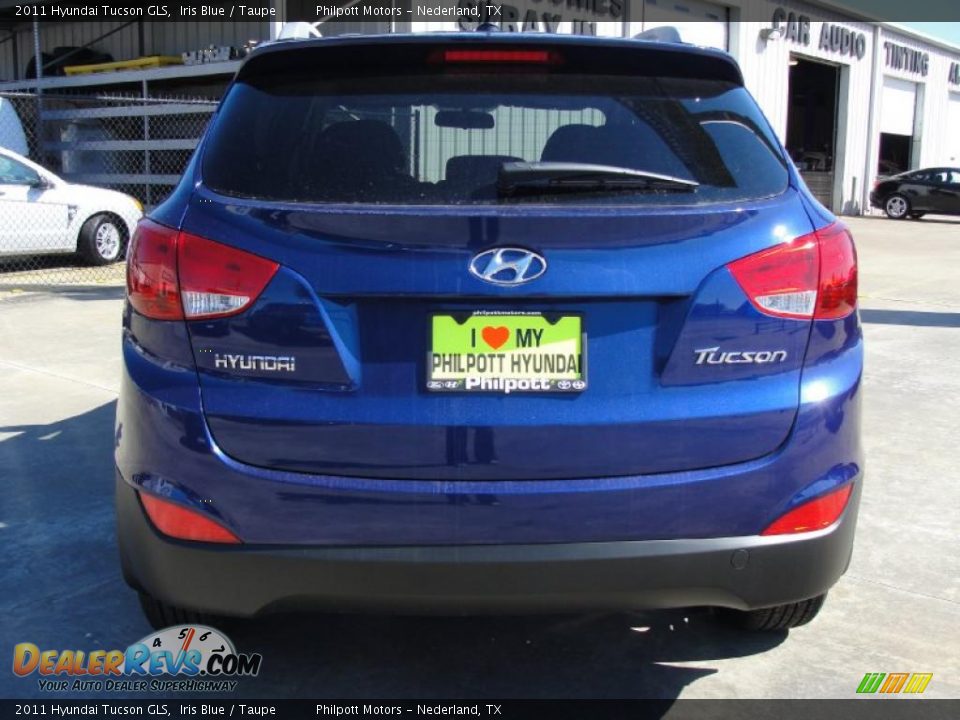 2011 Hyundai Tucson GLS Iris Blue / Taupe Photo #4