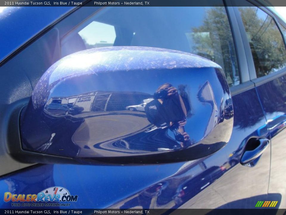 2011 Hyundai Tucson GLS Iris Blue / Taupe Photo #11