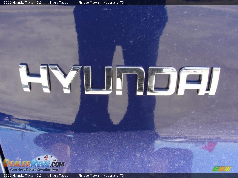 2011 Hyundai Tucson GLS Iris Blue / Taupe Photo #14