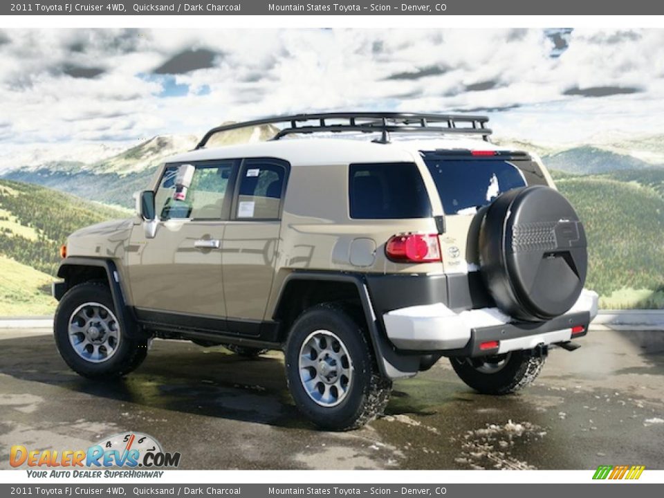 Quicksand 2011 Toyota FJ Cruiser 4WD Photo #3