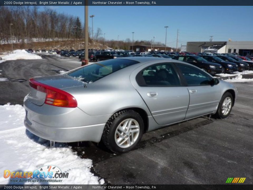 Bright Silver Metallic 2000 Dodge Intrepid  Photo #6