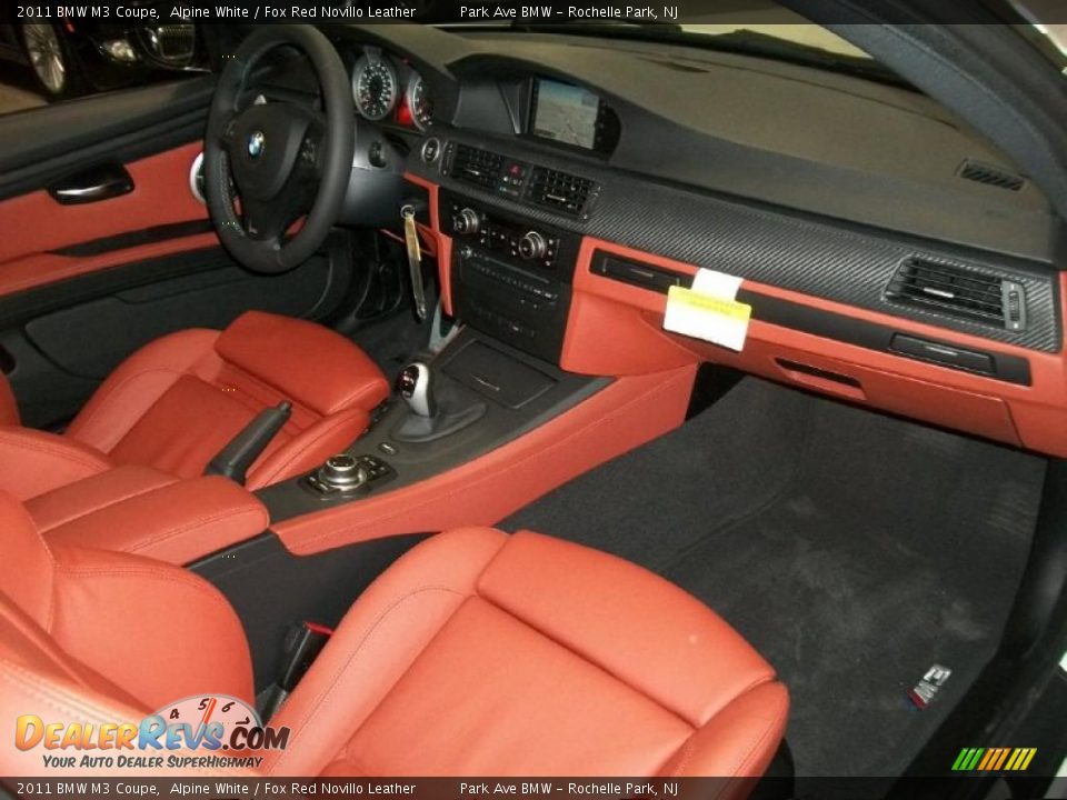 Dashboard of 2011 BMW M3 Coupe Photo #25