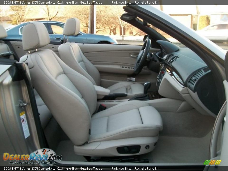 2009 BMW 1 Series 135i Convertible Cashmere Silver Metallic / Taupe Photo #27