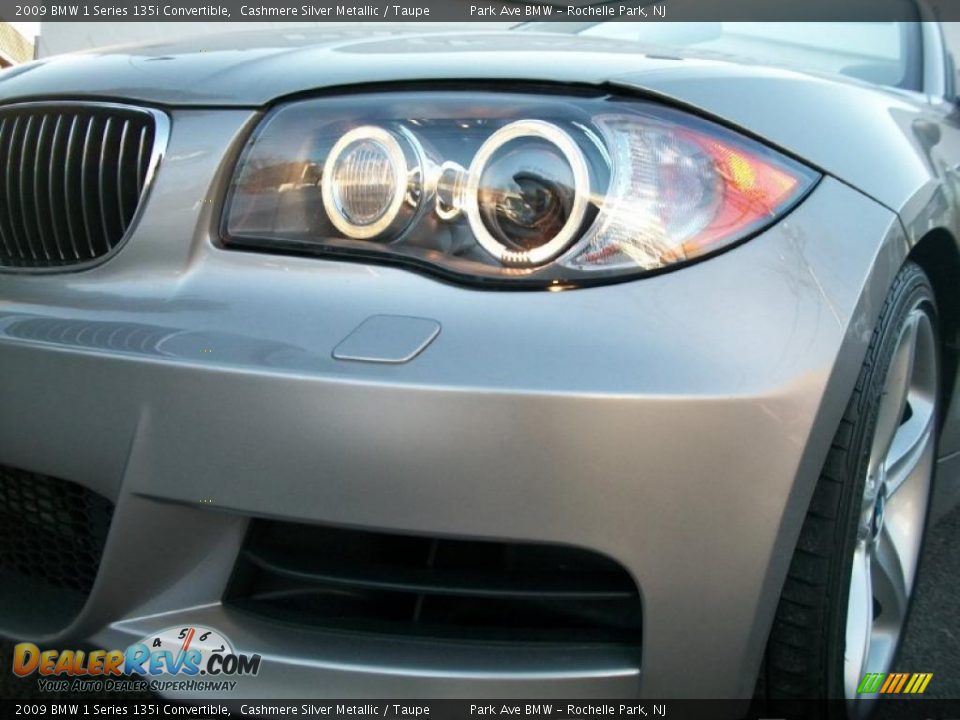 2009 BMW 1 Series 135i Convertible Cashmere Silver Metallic / Taupe Photo #30