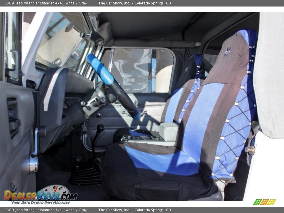 1989 Jeep Wrangler Islander 4x4 White / Gray Photo #5