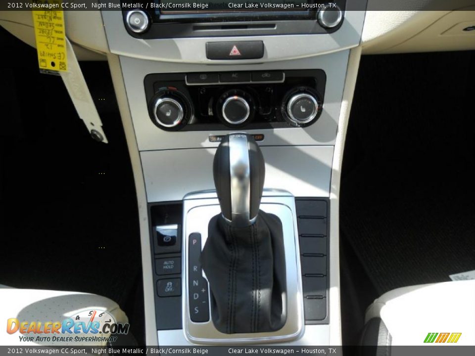 2012 Volkswagen CC Sport Shifter Photo #18