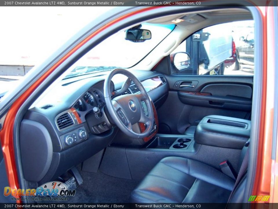 2007 Chevrolet Avalanche LTZ 4WD Sunburst Orange Metallic / Ebony Photo #10