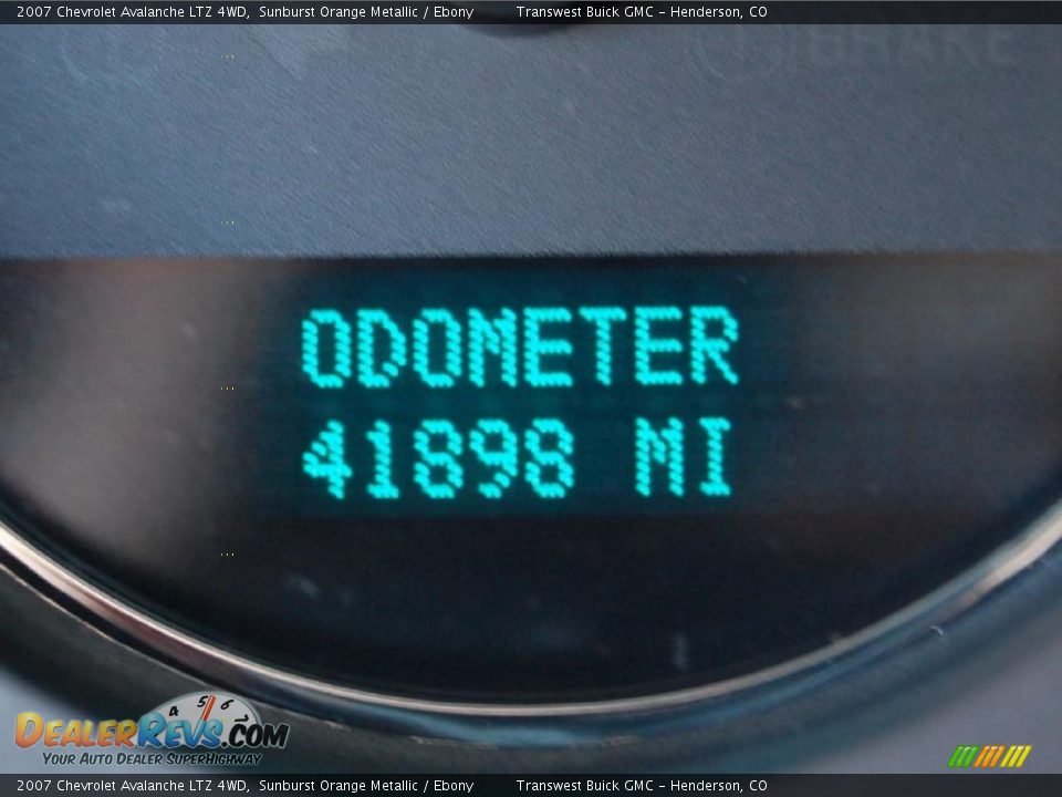 2007 Chevrolet Avalanche LTZ 4WD Sunburst Orange Metallic / Ebony Photo #13