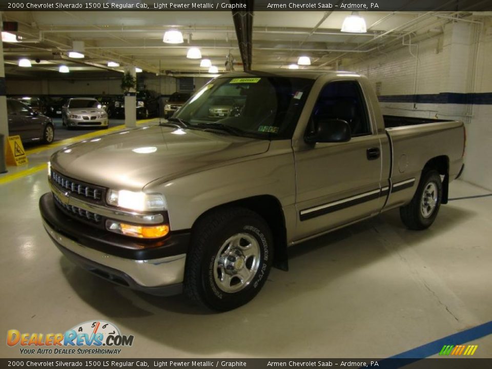 2000 Chevrolet Silverado 1500 LS Regular Cab Light Pewter Metallic / Graphite Photo #2
