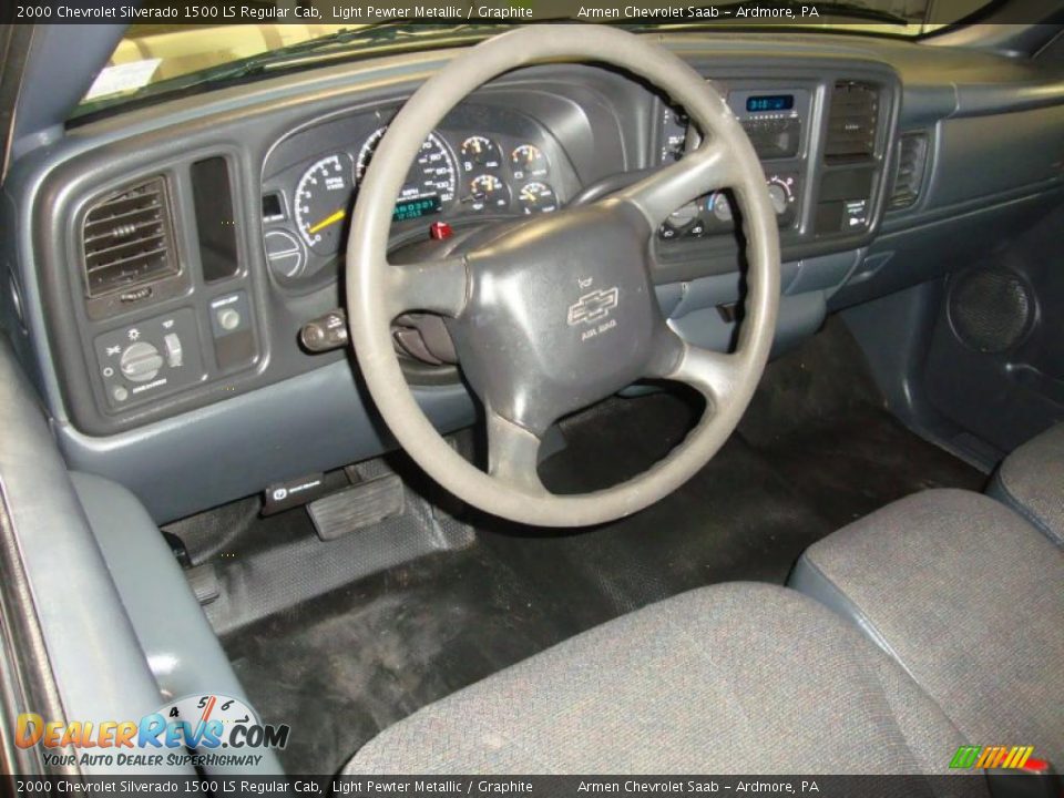 2000 Chevrolet Silverado 1500 LS Regular Cab Light Pewter Metallic / Graphite Photo #10
