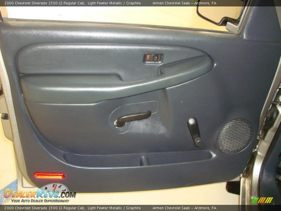 2000 Chevrolet Silverado 1500 LS Regular Cab Light Pewter Metallic / Graphite Photo #12