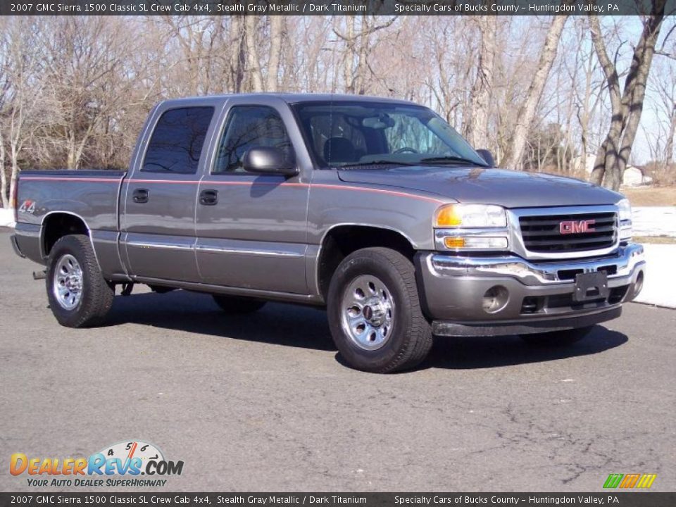 2007 GMC Sierra 1500 Classic SL Crew Cab 4x4 Stealth Gray Metallic / Dark Titanium Photo #1