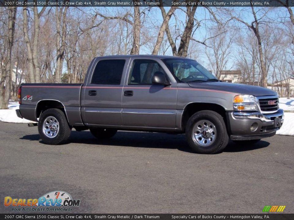 Stealth Gray Metallic 2007 GMC Sierra 1500 Classic SL Crew Cab 4x4 Photo #3