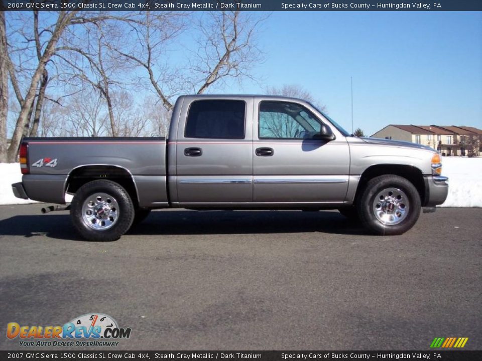 2007 GMC Sierra 1500 Classic SL Crew Cab 4x4 Stealth Gray Metallic / Dark Titanium Photo #5
