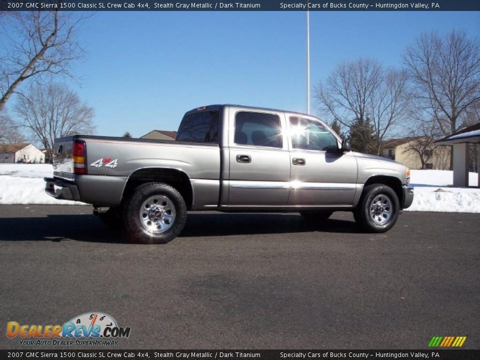 2007 GMC Sierra 1500 Classic SL Crew Cab 4x4 Stealth Gray Metallic / Dark Titanium Photo #6