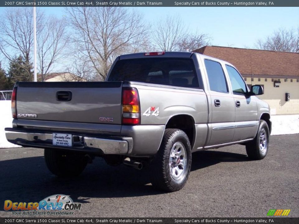2007 GMC Sierra 1500 Classic SL Crew Cab 4x4 Stealth Gray Metallic / Dark Titanium Photo #9