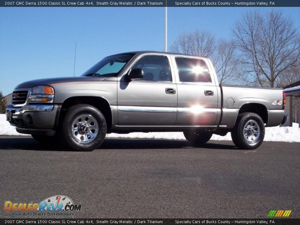 2007 GMC Sierra 1500 Classic SL Crew Cab 4x4 Stealth Gray Metallic / Dark Titanium Photo #15