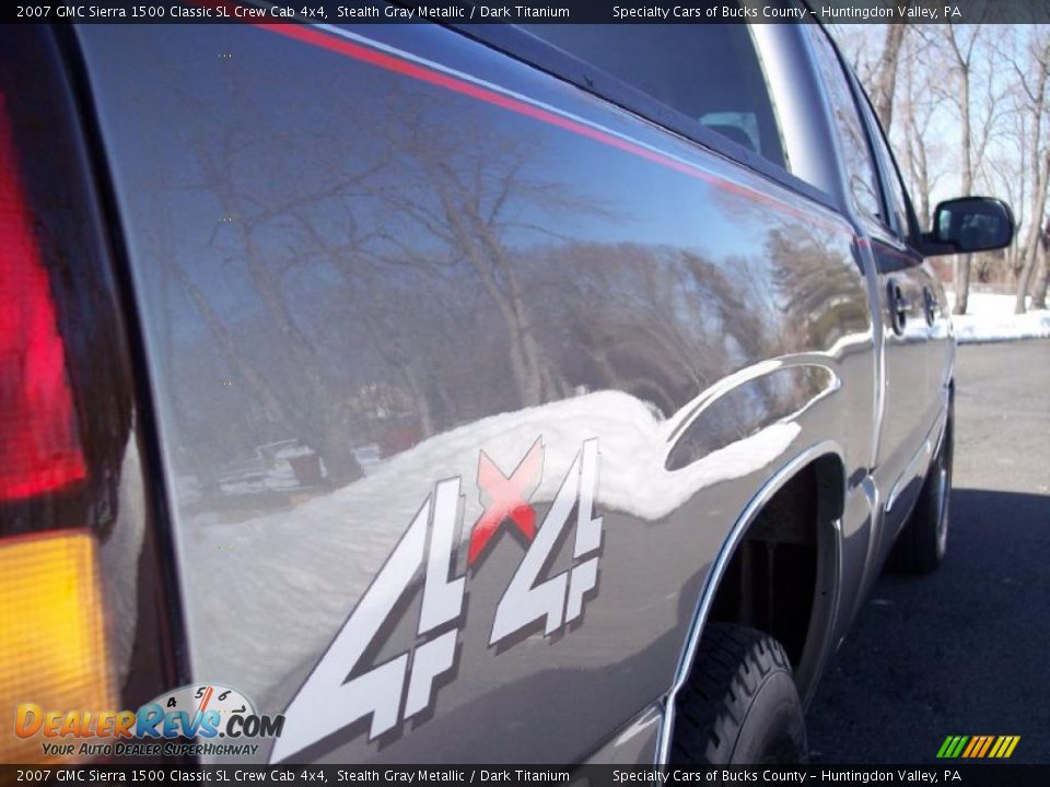 2007 GMC Sierra 1500 Classic SL Crew Cab 4x4 Stealth Gray Metallic / Dark Titanium Photo #26