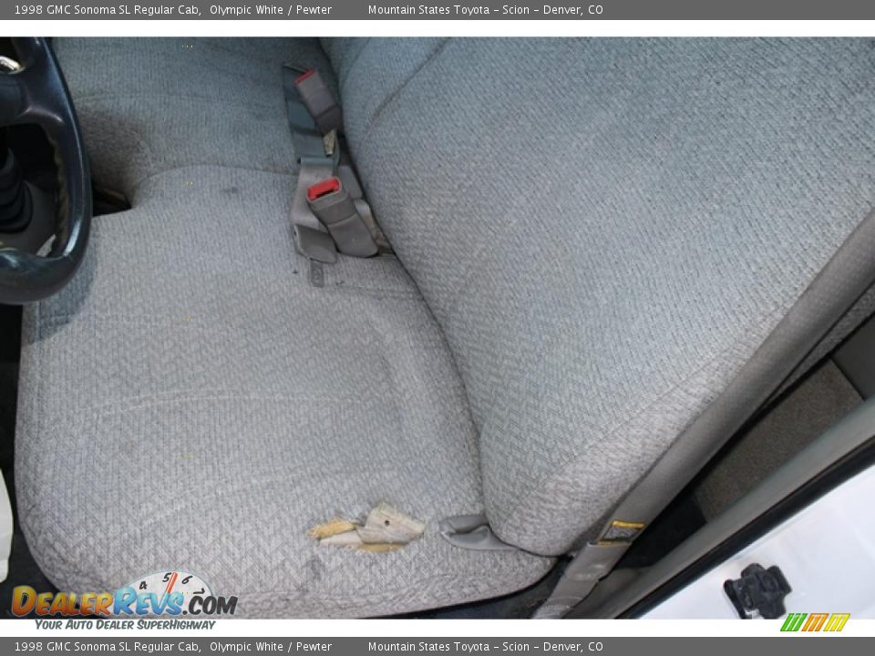 1998 GMC Sonoma SL Regular Cab Olympic White / Pewter Photo #9
