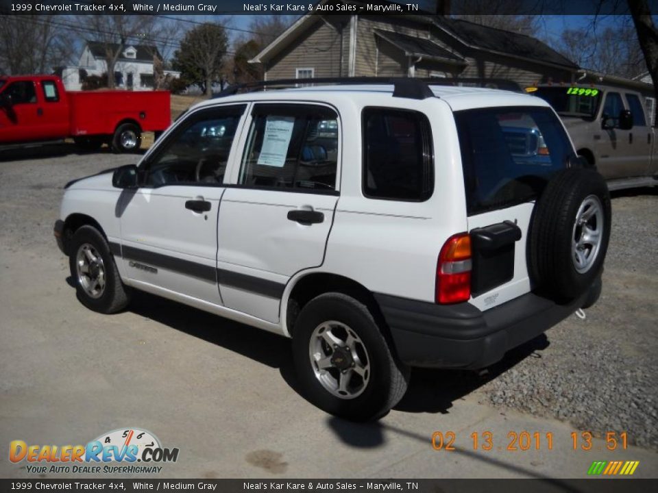 1999 Chevrolet Tracker 4x4 White / Medium Gray Photo #6