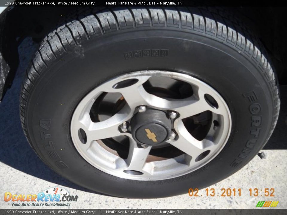 1999 Chevrolet Tracker 4x4 Wheel Photo #10