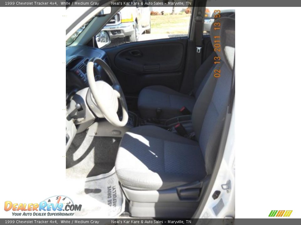 1999 Chevrolet Tracker 4x4 White / Medium Gray Photo #17