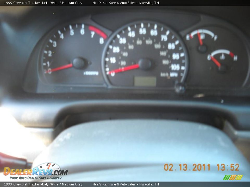 1999 Chevrolet Tracker 4x4 White / Medium Gray Photo #21