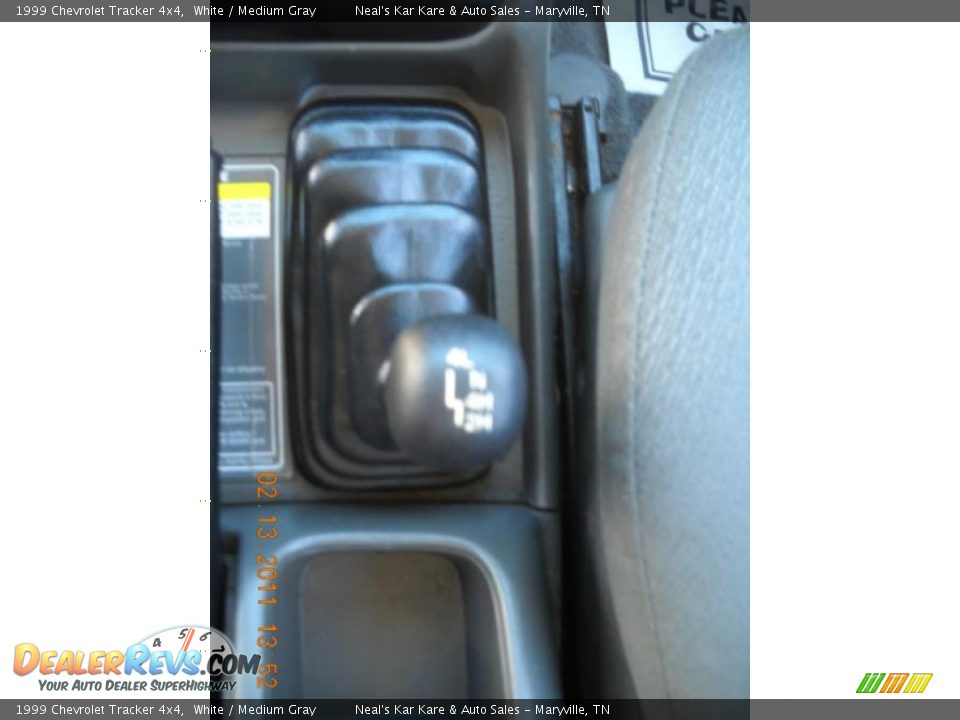1999 Chevrolet Tracker 4x4 White / Medium Gray Photo #26