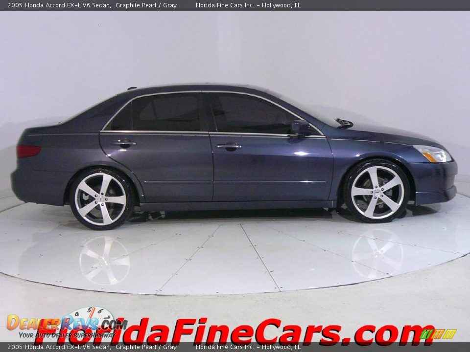2005 Honda Accord EX-L V6 Sedan Graphite Pearl / Gray Photo #4