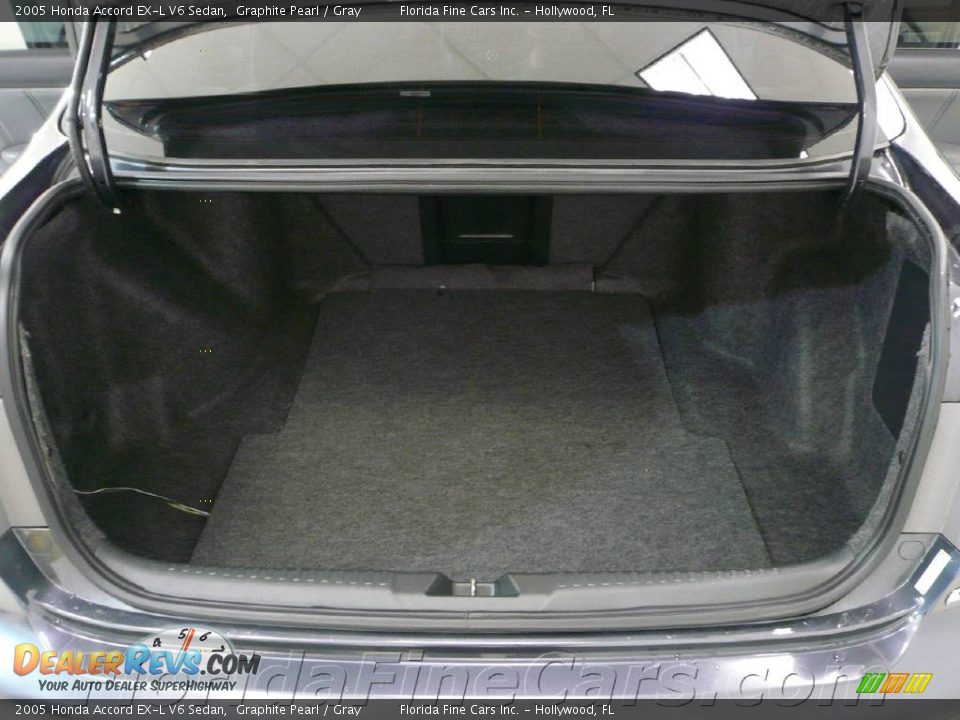 2005 Honda Accord EX-L V6 Sedan Graphite Pearl / Gray Photo #10