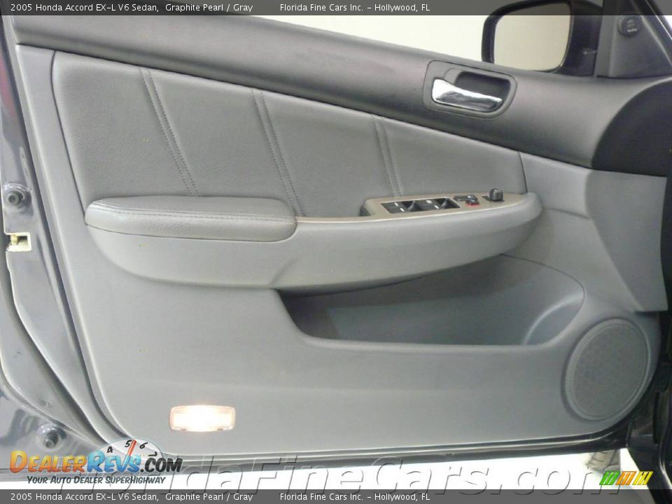 2005 Honda Accord EX-L V6 Sedan Graphite Pearl / Gray Photo #11