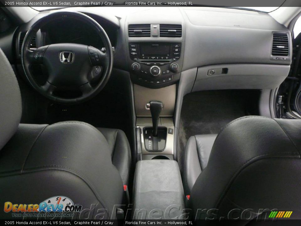 2005 Honda Accord EX-L V6 Sedan Graphite Pearl / Gray Photo #16