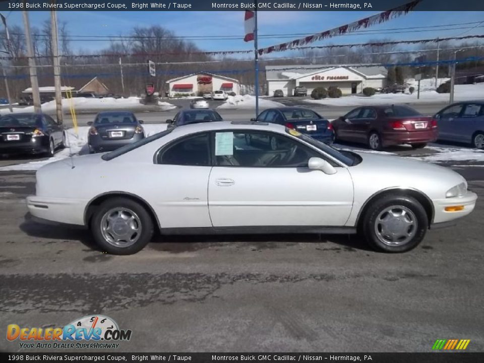 1998 Buick Riviera Supercharged Coupe Bright White / Taupe Photo #4