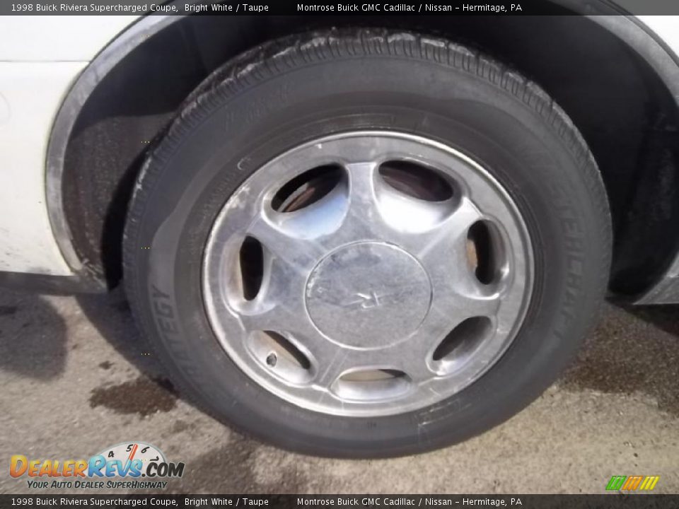 1998 Buick Riviera Supercharged Coupe Wheel Photo #31