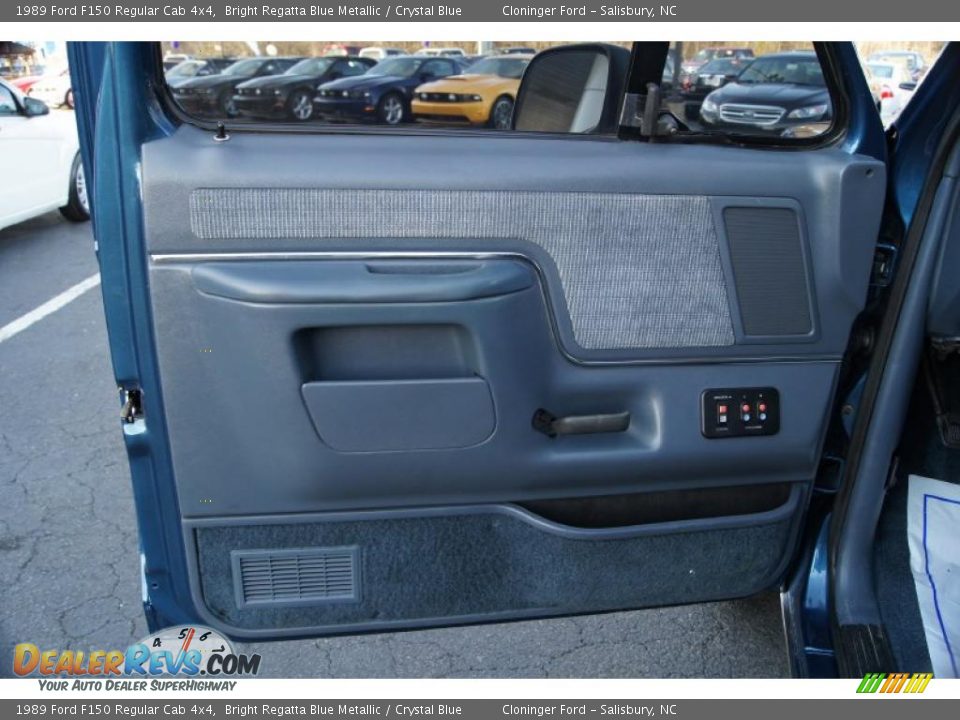 Door Panel of 1989 Ford F150 Regular Cab 4x4 Photo #17