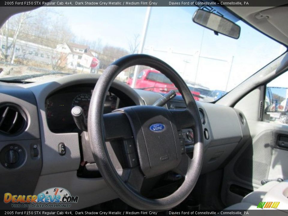2005 Ford F150 STX Regular Cab 4x4 Dark Shadow Grey Metallic / Medium Flint Grey Photo #7