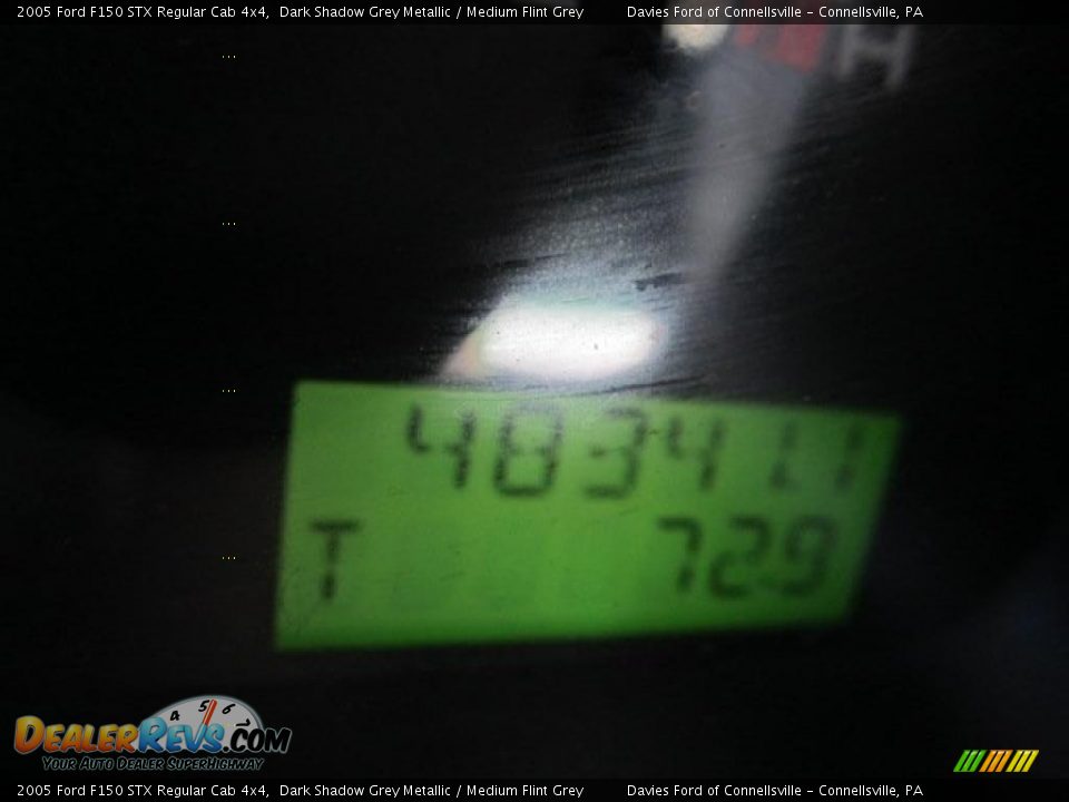 2005 Ford F150 STX Regular Cab 4x4 Dark Shadow Grey Metallic / Medium Flint Grey Photo #9