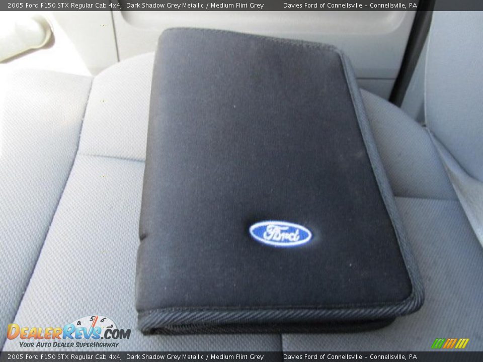 2005 Ford F150 STX Regular Cab 4x4 Dark Shadow Grey Metallic / Medium Flint Grey Photo #14