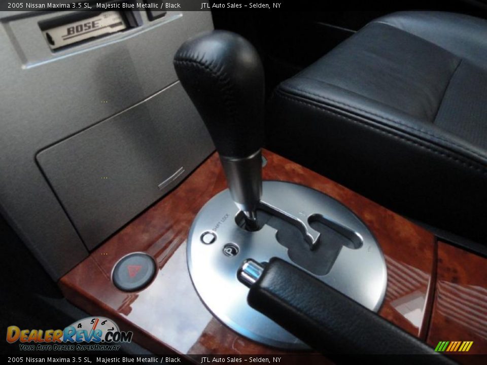 2005 Nissan Maxima 3.5 SL Shifter Photo #13