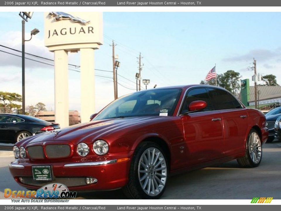 2006 Jaguar XJ XJR Radiance Red Metallic / Charcoal/Red Photo #2