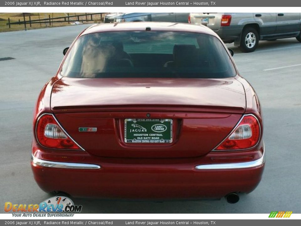 2006 Jaguar XJ XJR Radiance Red Metallic / Charcoal/Red Photo #10