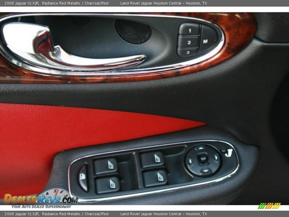 Controls of 2006 Jaguar XJ XJR Photo #17