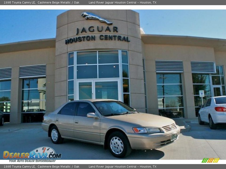 1998 Toyota Camry LE Cashmere Beige Metallic / Oak Photo #1